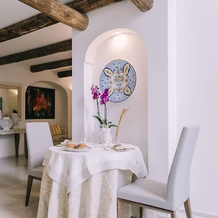 Palazzo Pascal - Amalfi Coast Luxury Experience Scala