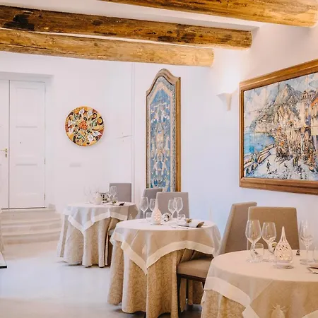 Palazzo Pascal 5*
