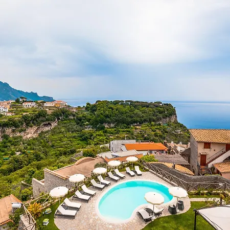 فندق Palazzo Pascal 5*