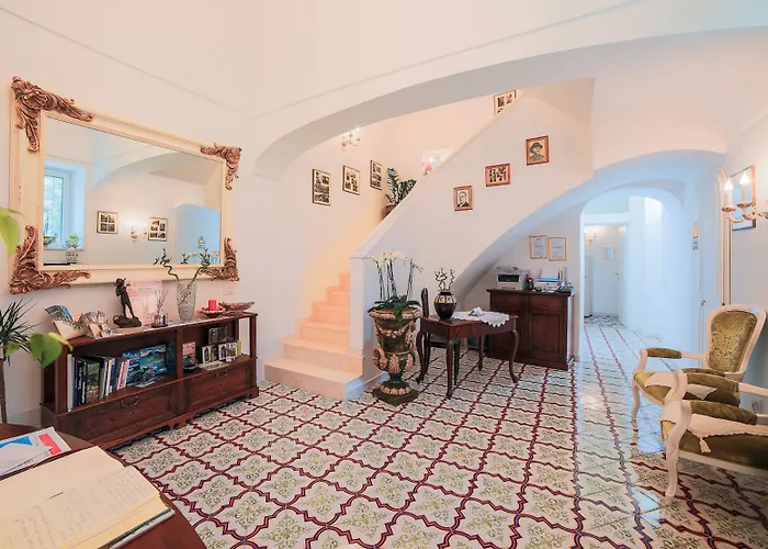 Palazzo Pascal Скала