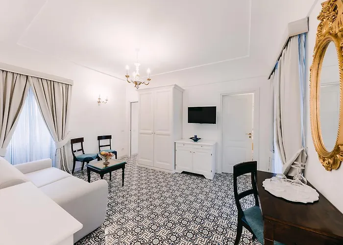Ξενοδοχείο Palazzo Pascal 5*