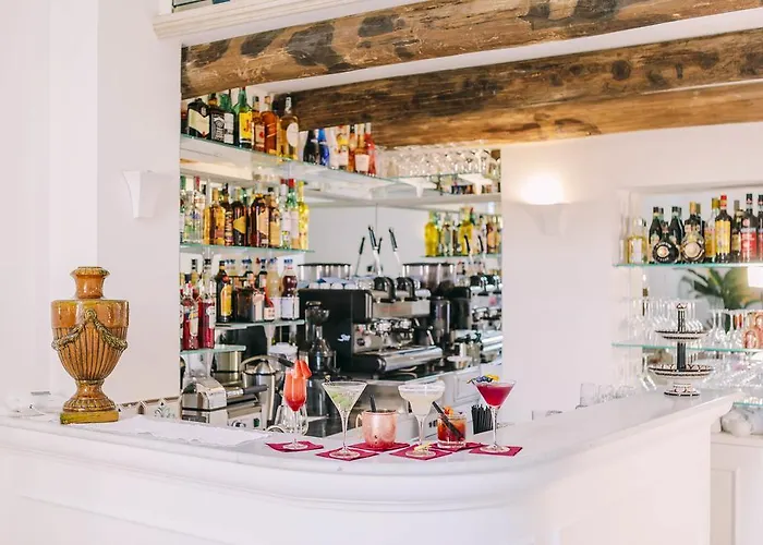 Отель Palazzo Pascal Скала